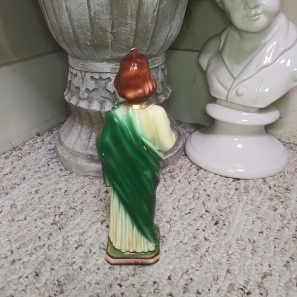 Vintage Green, Gold & Ivory Painted Chalk St. Jude Statue Made In Italy - Picture 4 of 8
